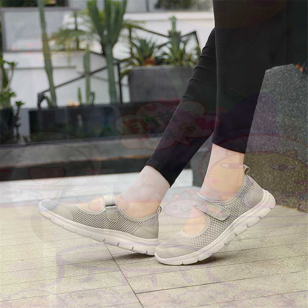 Streetwear Brand Italy - Sepatu Tenis Wanita Jaring Nomor 40